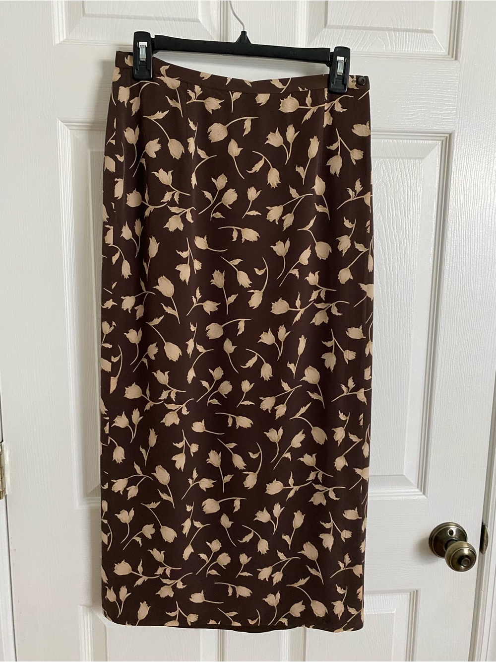 Talbots Dark Brown 100% Silk Floral Midi Skirt - Beige Tulip Print | Size 10